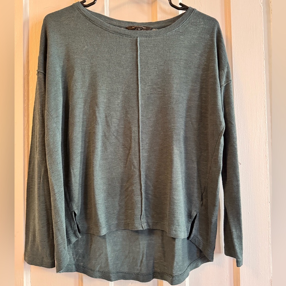 Banana Republic Green Long Sleeve Sweatshirt